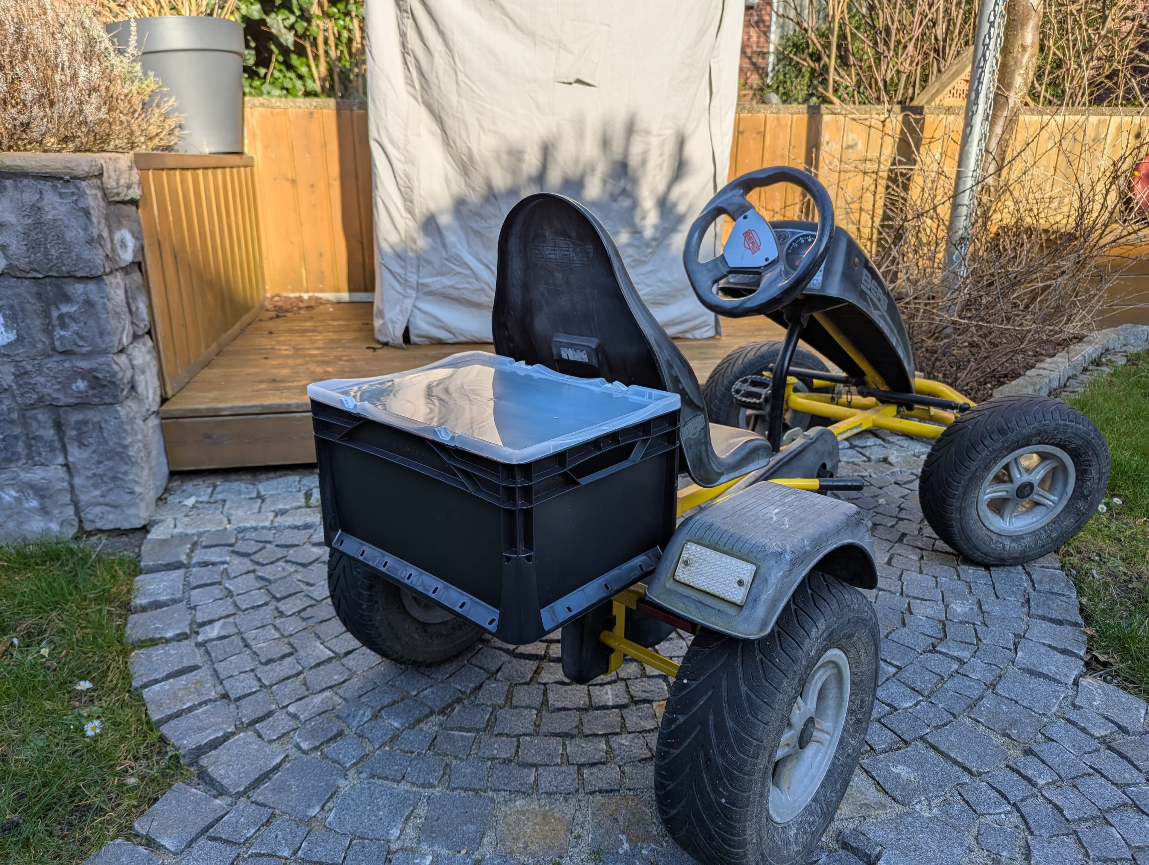 ThinCityBox Transportbox am Berg XL GoKart
