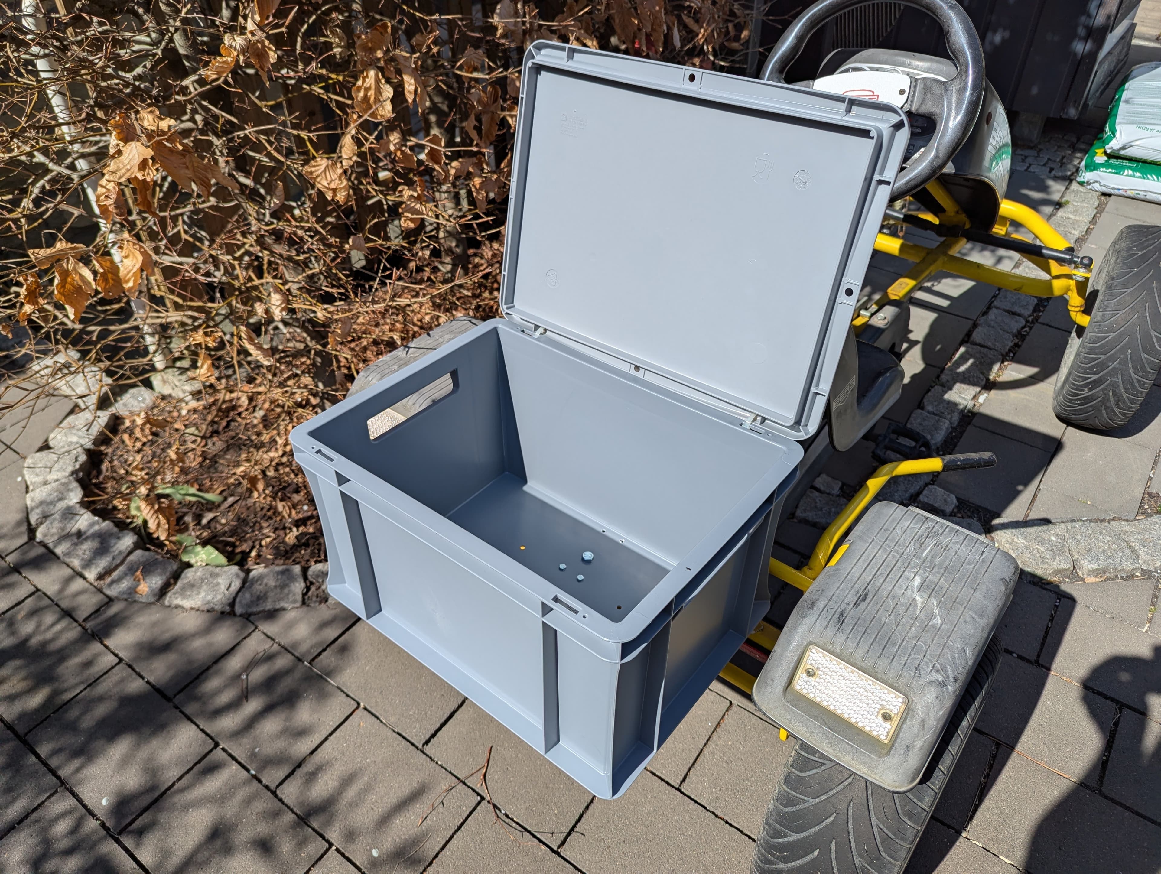 ThinCityBox Transportbox am Berg XL GoKart